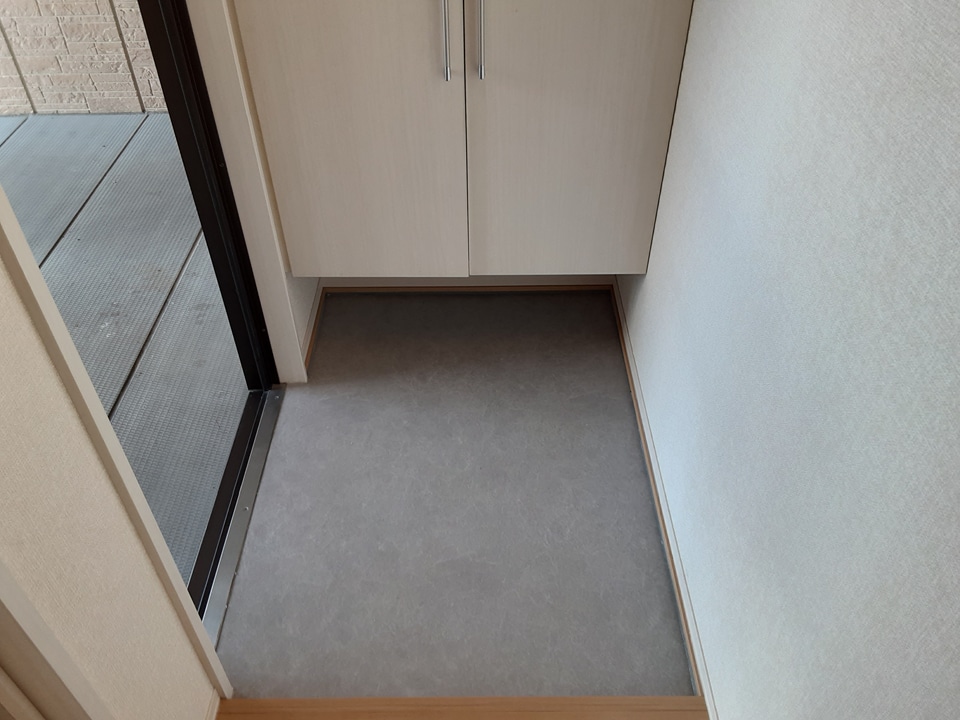 13/30 玄関