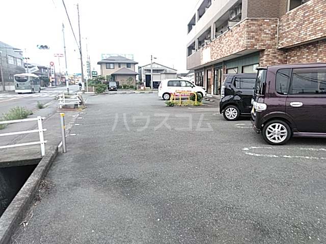 4/6 駐車場