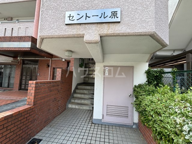 17/26 エントランス