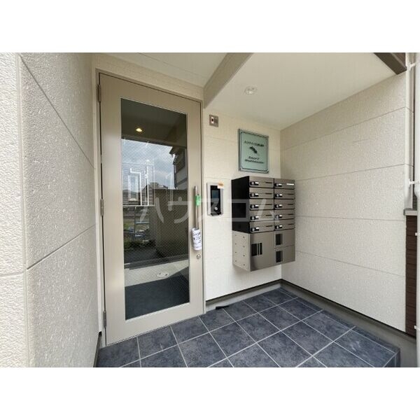 13/20 エントランス