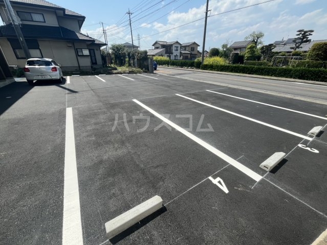 2/6 駐車場