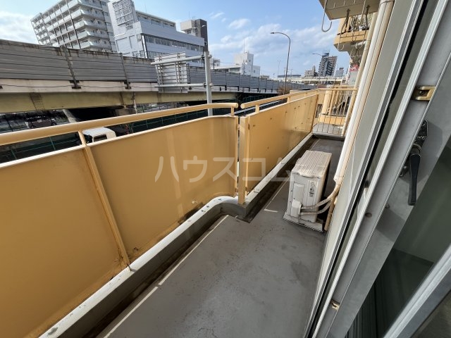 17/30 バルコニー