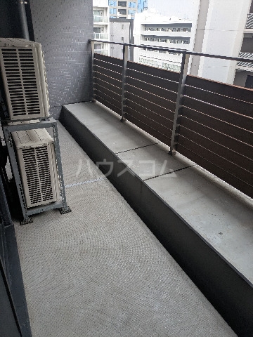 20/30 バルコニー