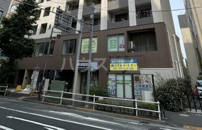14/19 エントランス