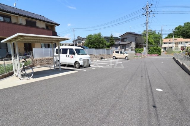 2/3 駐車場
