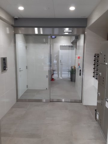 2/8 エントランス