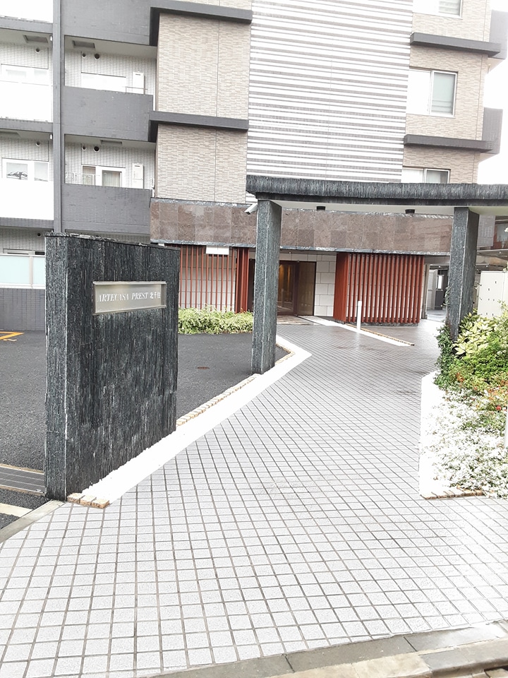 建物エントランス