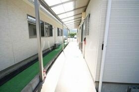 14/23 エントランス