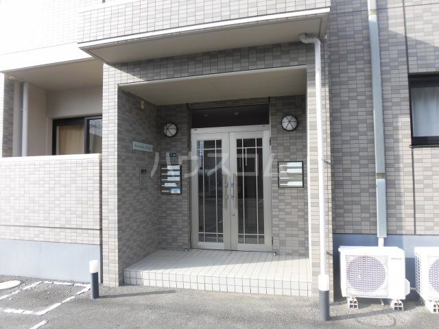 14/22 エントランス