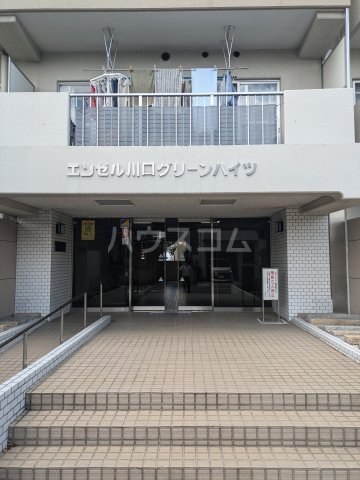 2/8 エントランス