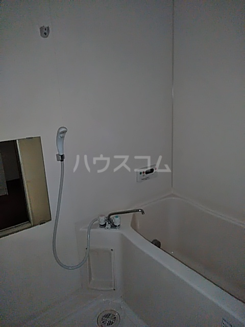 14/28 浴室