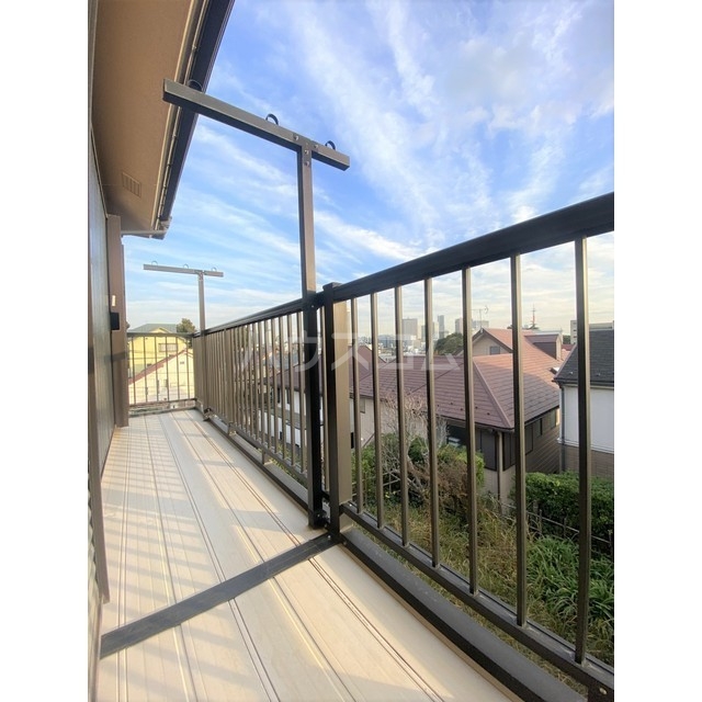 17/28 バルコニー