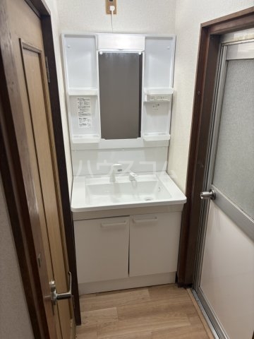 13/30 洗面