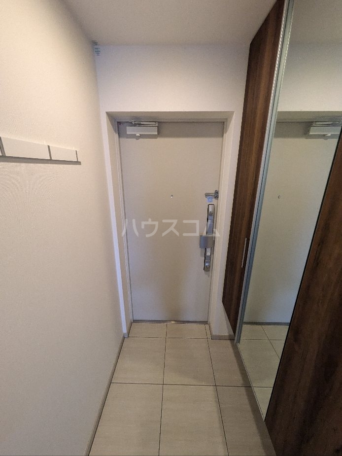 13/30 玄関