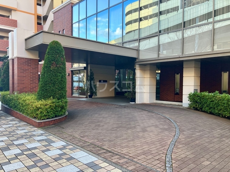 14/21 エントランス