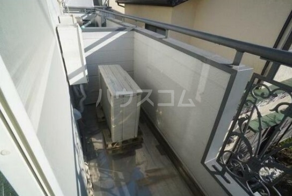 13/19 バルコニー