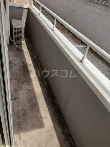 15/22 バルコニー