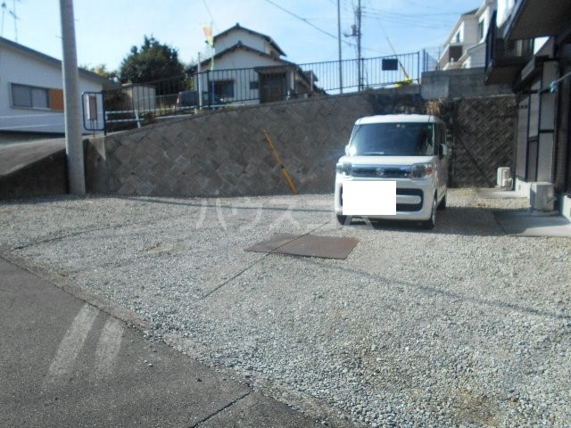 21/22 駐車場