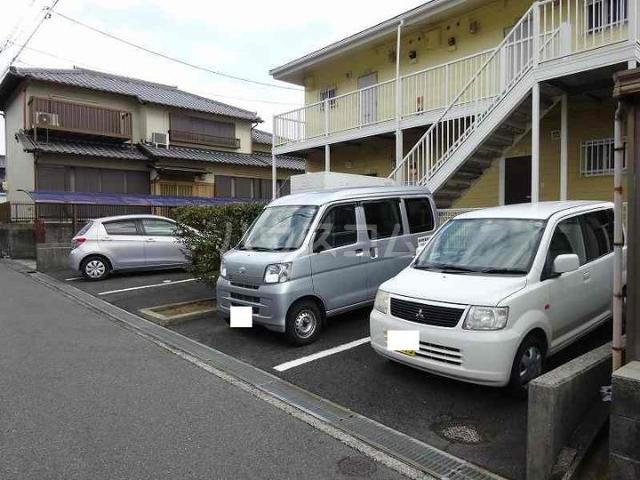 16/22 駐車場
