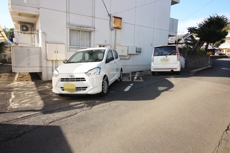 21/27 駐車場