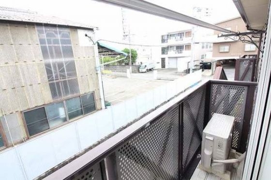 16/23 バルコニー