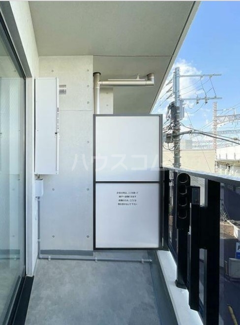 15/28 バルコニー