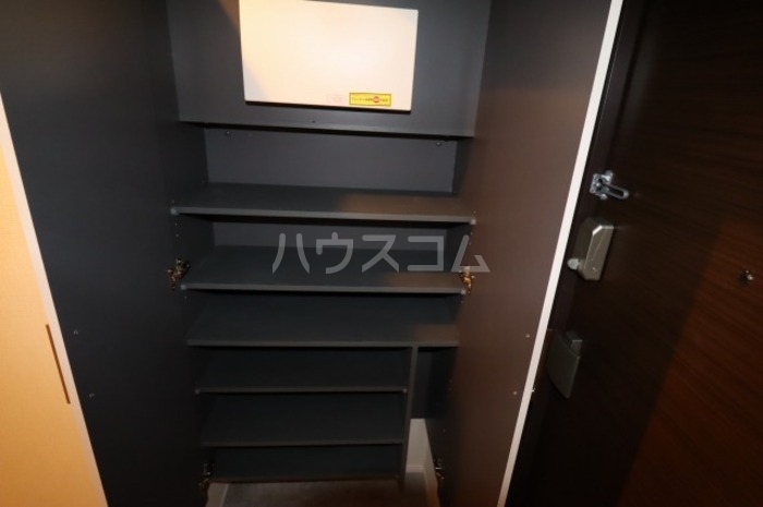 13/30 収納