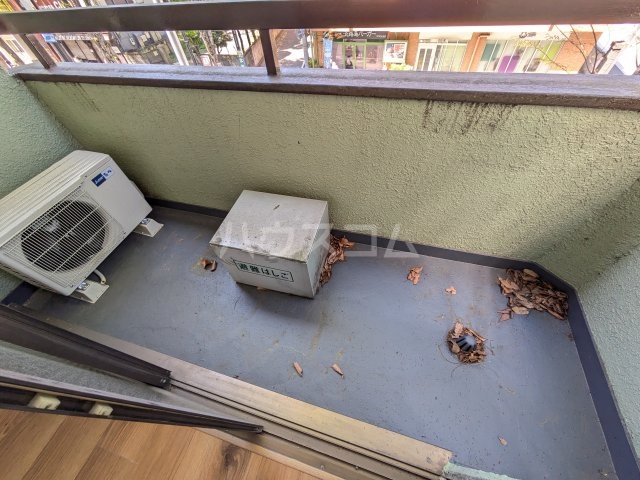 21/30 バルコニー