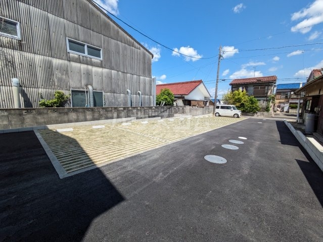 25/30 駐車場