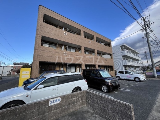 24/27 駐車場