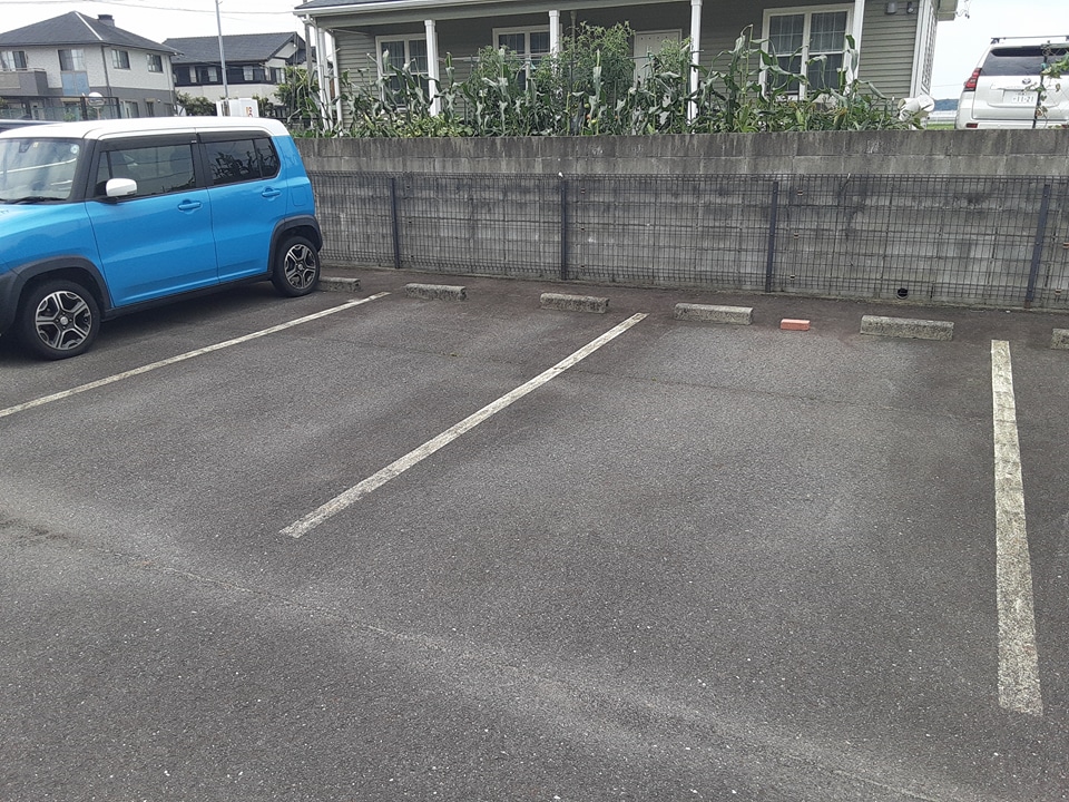 21/22 駐車場
