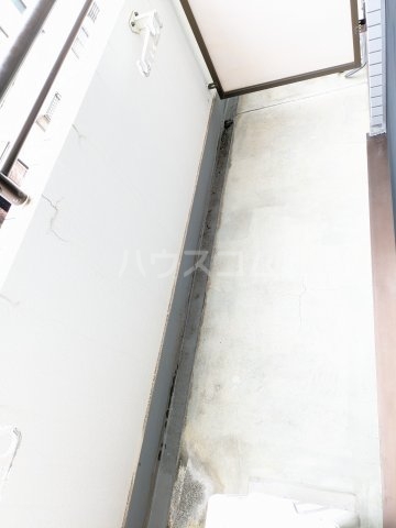 21/30 バルコニー