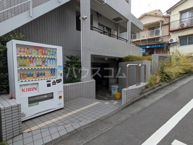 29/30 エントランス