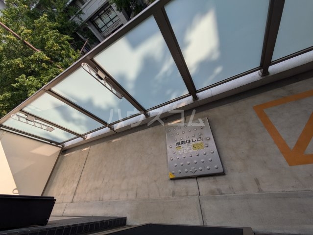 20/30 バルコニー