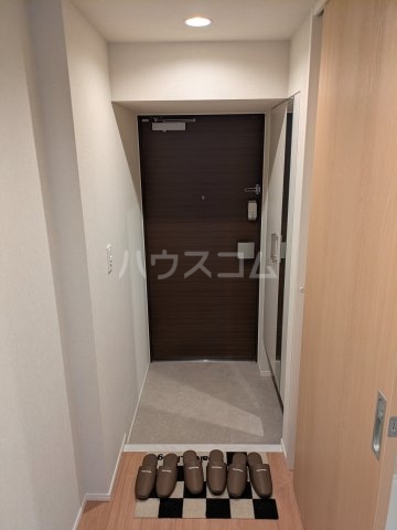 14/30 玄関