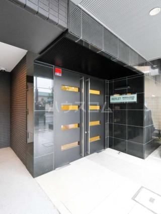 3/3 エントランス