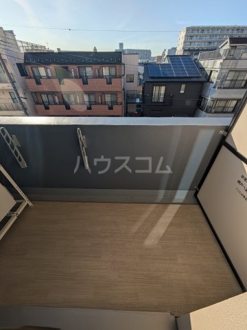 23/30 バルコニー