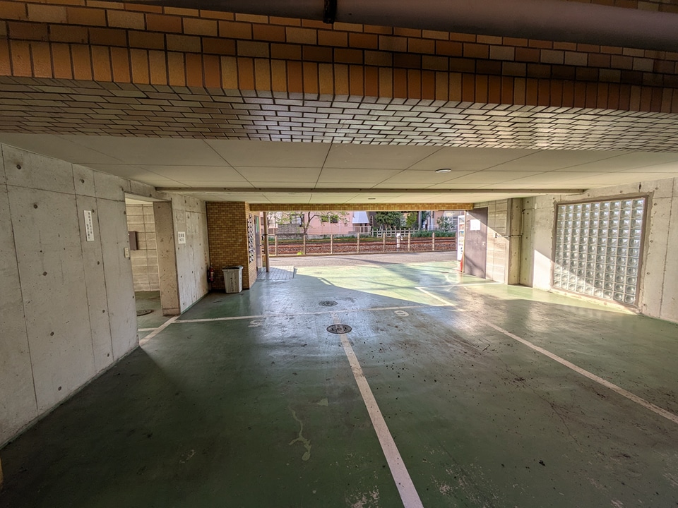 29/30 駐車場
