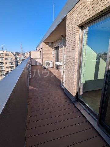 20/30 バルコニー