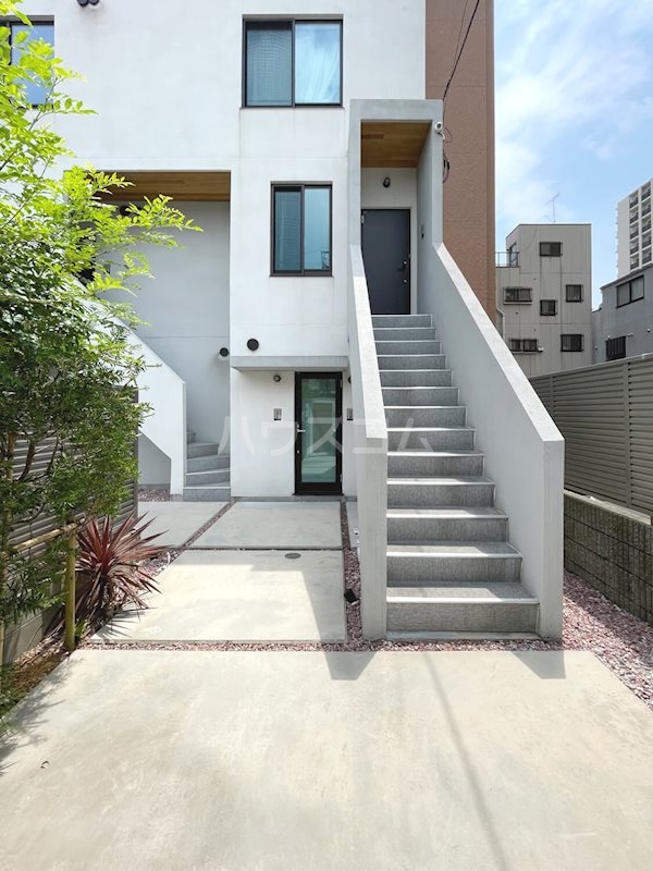 4/11 エントランス