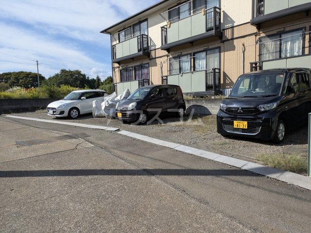 2/7 駐車場