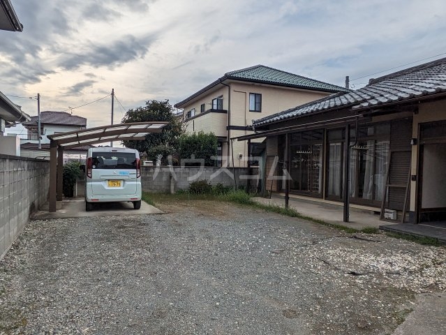 16/25 駐車場