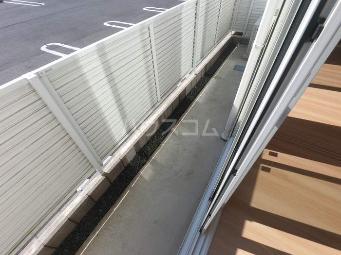 16/25 バルコニー