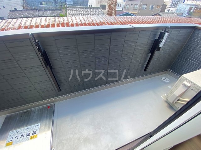 13/30 バルコニー