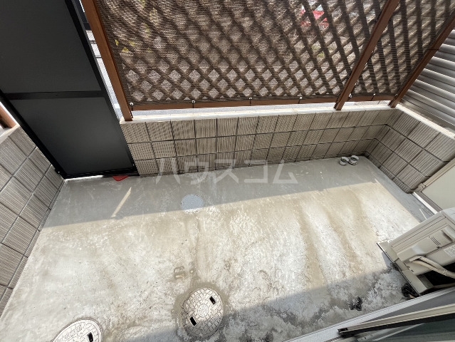 19/30 バルコニー