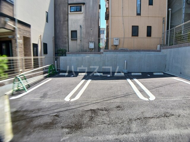 2/8 駐車場