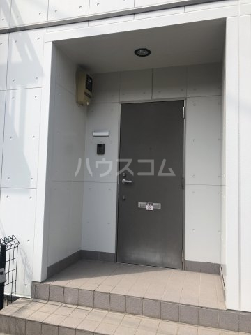 3/4 エントランス