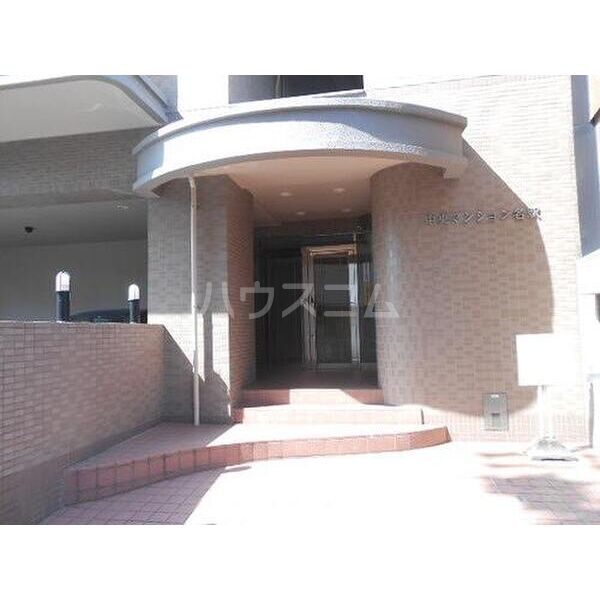 14/16 エントランス