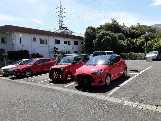 22/30 駐車場