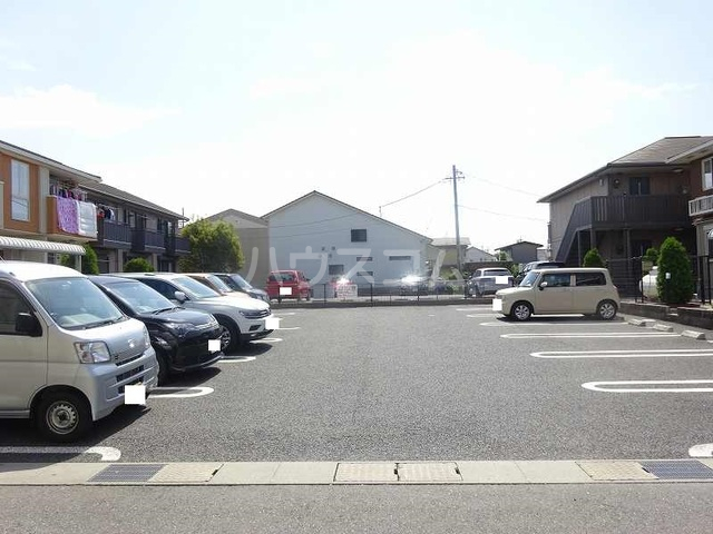 15/21 駐車場